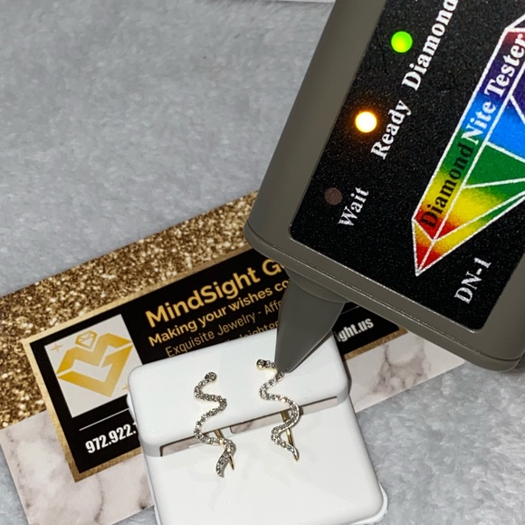 10k solid real gold real diamond climber earrings, not plated, FREE APPRAISAL - Picture 4 of 7
